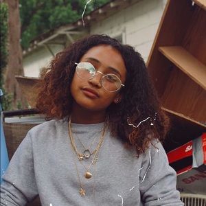 Meet your Posher, Sally